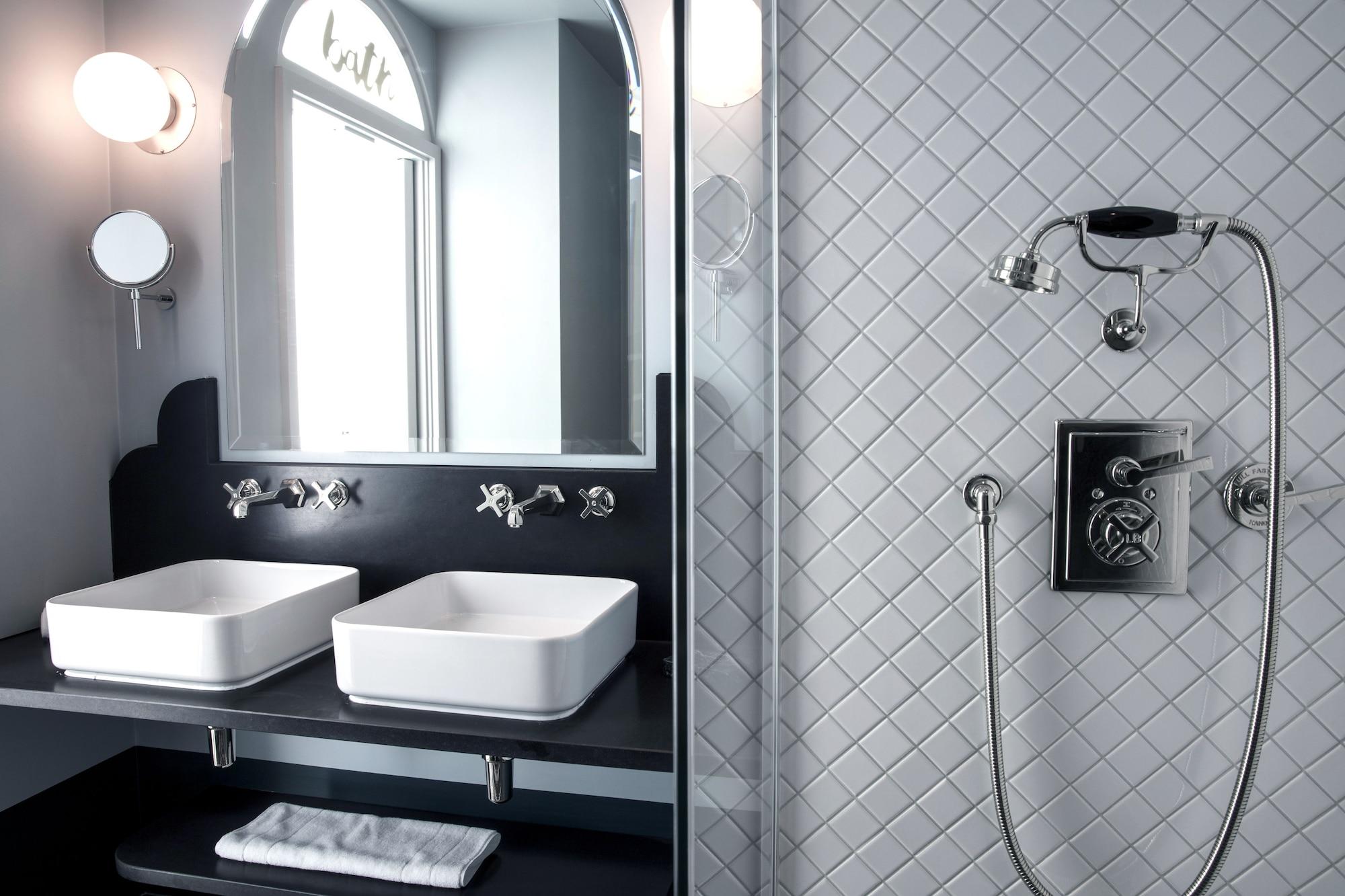 Henrietta Experimental Hotel London Bagian luar foto